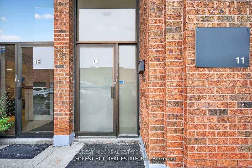 241 Edgeley Boulevard 11, Vaughan, ON L4K 3Y6