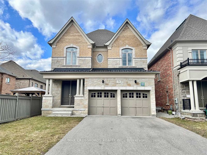 Detached at 71 Hamster Crescent, Aurora, ON L4G 3G7, Aurora