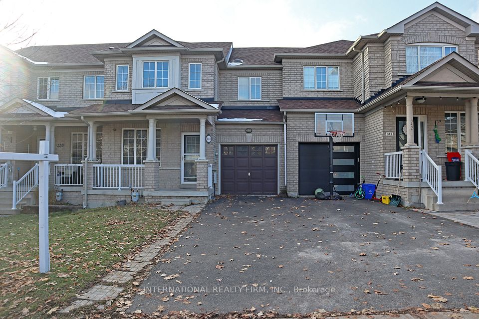 Att/Row/Townhouse at 340 Flagstone Way, Newmarket, ON L3X 2R8, Newmarket