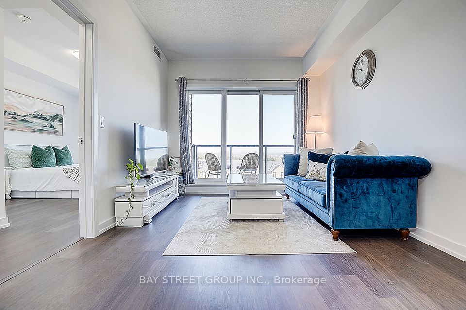 Condo Apartment at 555 William Graham Drive 348, Aurora, ON L4G 4H9, Aurora