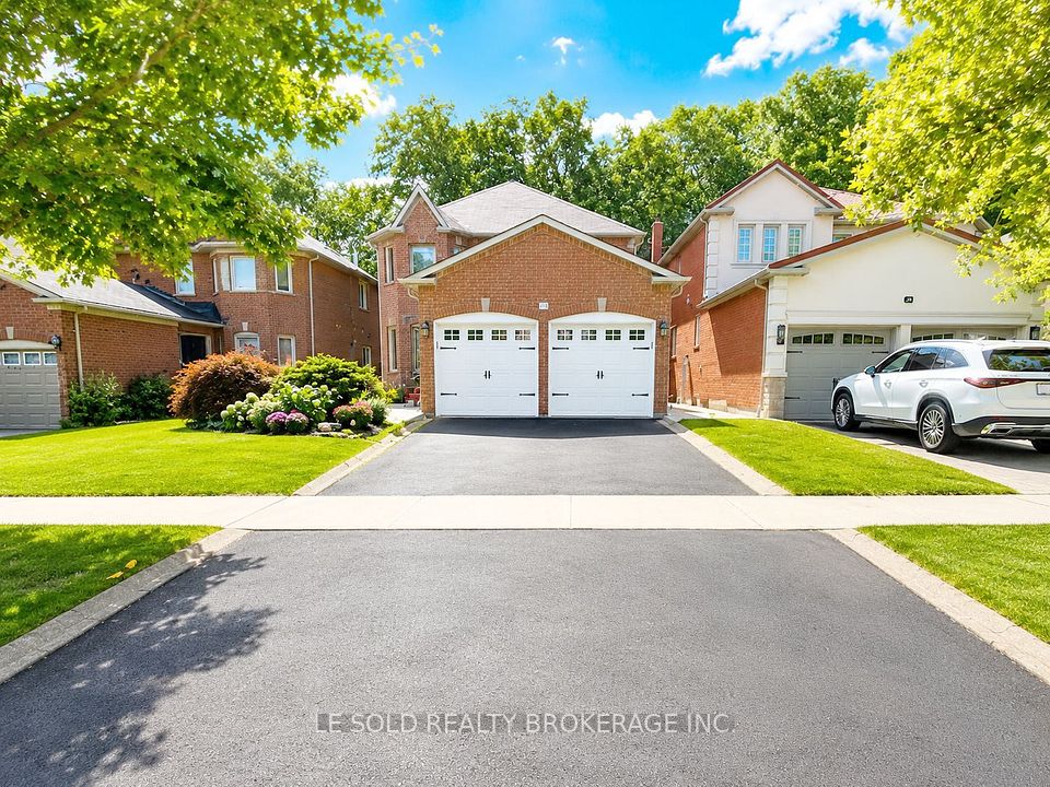 76 Larratt Lane, Richmond Hill, ON L4C 0E2 at 76 Larratt Lane, Richmond Hill, ON L4C 0E2, Richmond Hill, ON, L4C 0E2