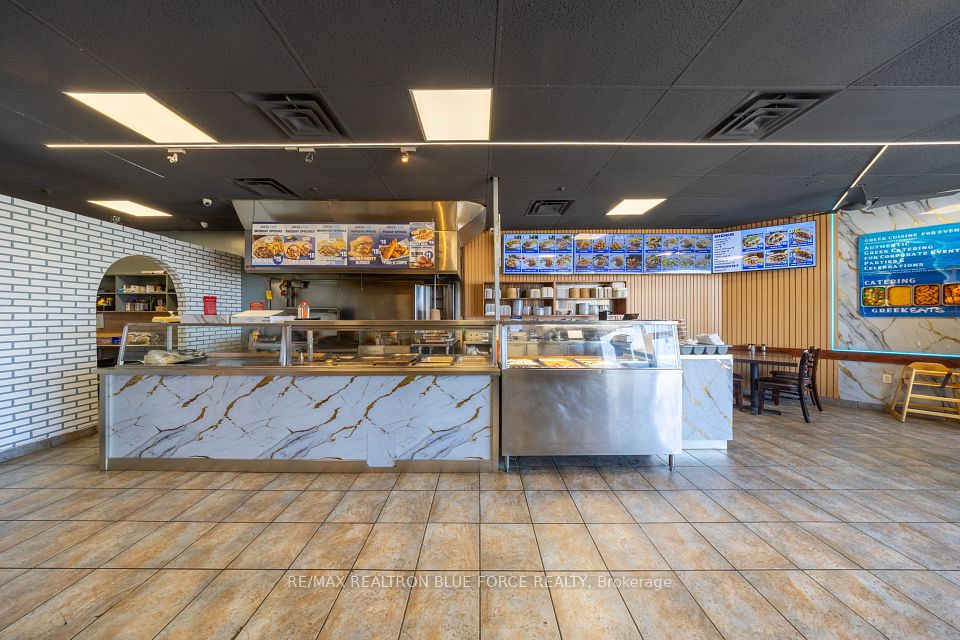 1111 Davis Drive 26, Newmarket, ON L3Y 8X2