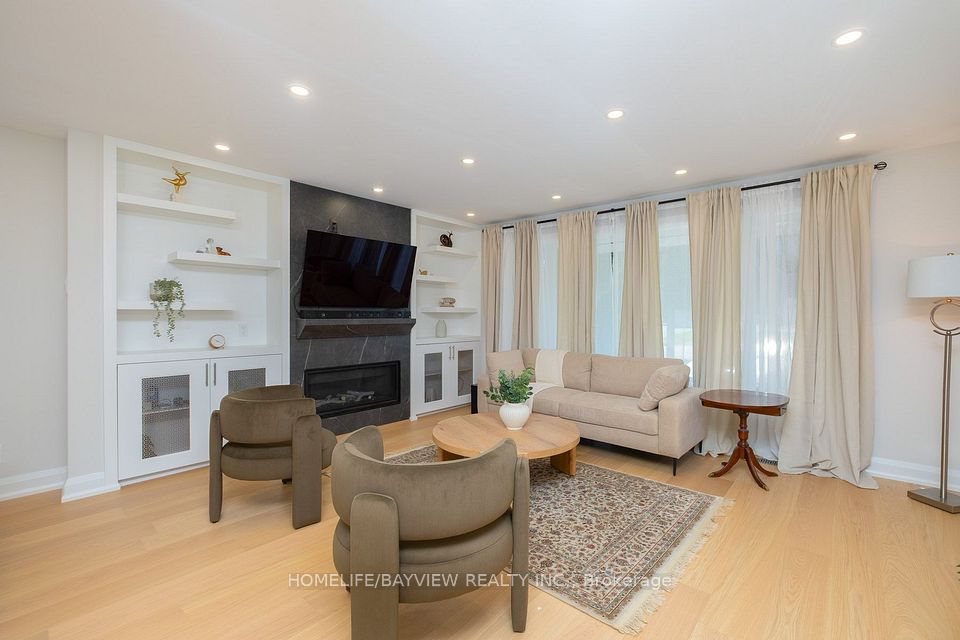 164 Steeles Avenue E, Markham, ON L3T 1A5 at 164 Steeles Avenue E, Markham, ON L3T 1A5, Markham, ON, L3T 1A5