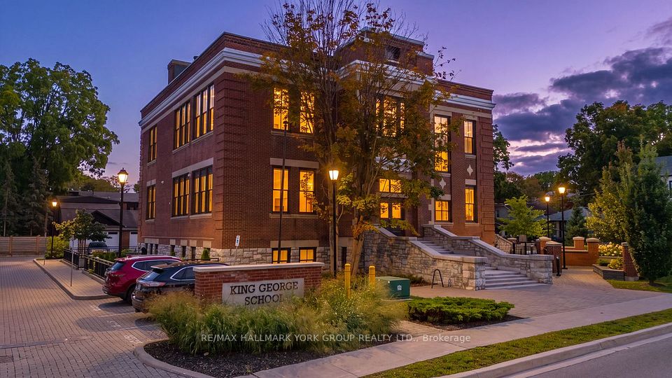 Condo Apartment at 400 Park Avenue 203, Newmarket, ON L3Y 1V8, Newmarket