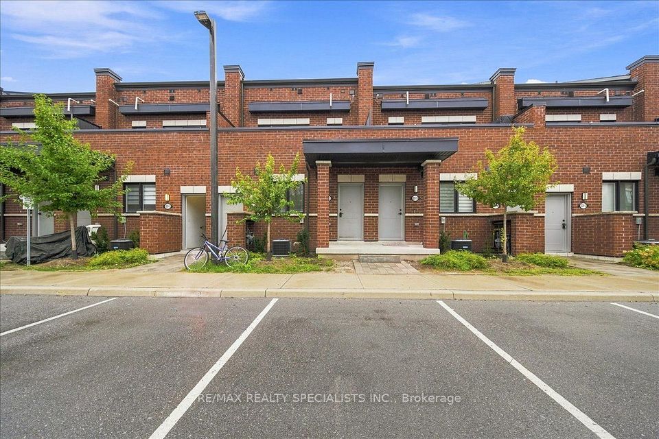 220 Dissette Street 13, Bradford West Gwillimbury, ON L3Z 4M2 at 220 Dissette Street 13, Bradford West Gwillimbury, ON L3Z 4M2, Bradford West Gwillimbury, ON, L3Z 4M2