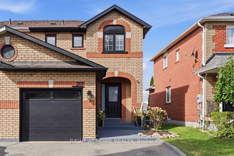 Semi-Detached  at 217 Rosanna Crescent, Vaughan, ON L6A 2T3, Vaughan