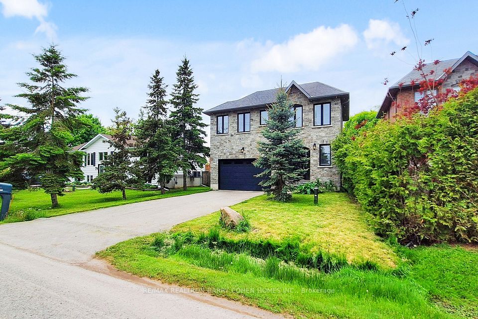 Detached at 530 Duclos Point Road, Georgina, ON L0E 1N0, Georgina