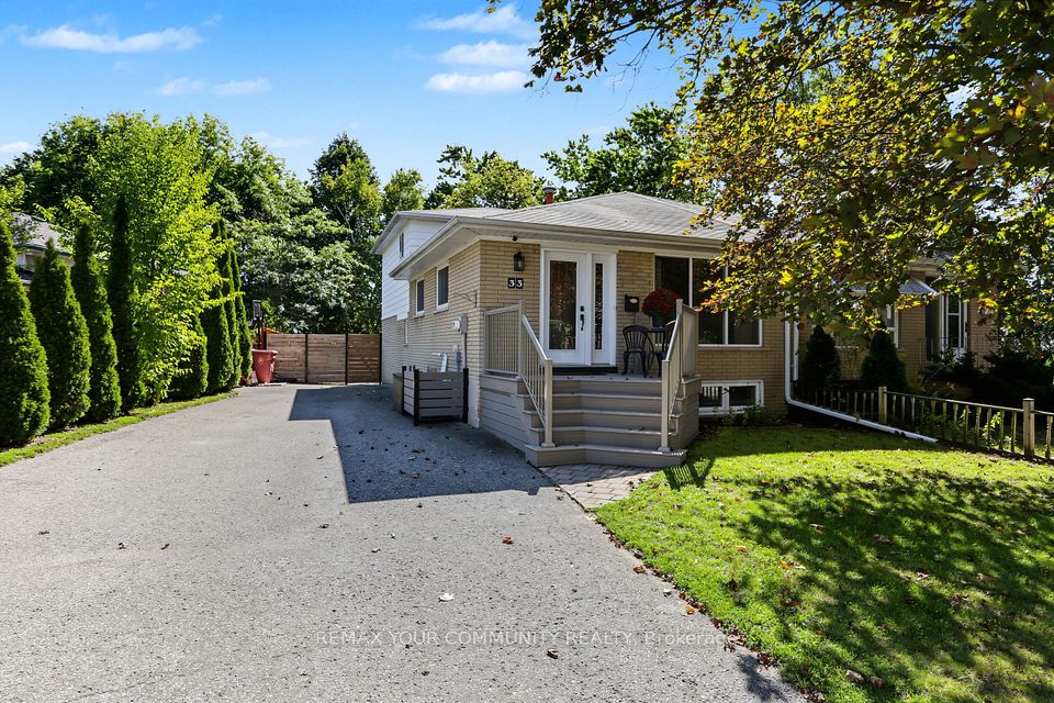 Semi-Detached  at 33 McDonald Drive, Aurora, ON L4G 2T4, Aurora