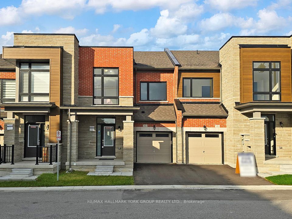 Att/Row/Townhouse at 42 Blick Crescent, Aurora, ON L4G 4A6, Aurora