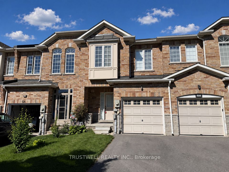 Att/Row/Townhouse at 522 Ainsworth Drive, Newmarket, ON L3Y 8R6, Newmarket