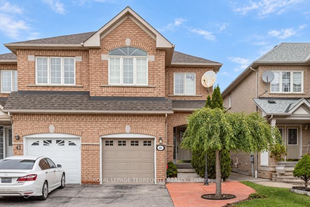 Semi-Detached  at 44 Gianmarco Way bsmt, Vaughan, ON L6A 3J3, Vaughan