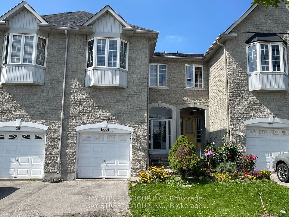 Att/Row/Townhouse at 220 Yorkland Street, Richmond Hill, ON L4S 1A2, Richmond Hill