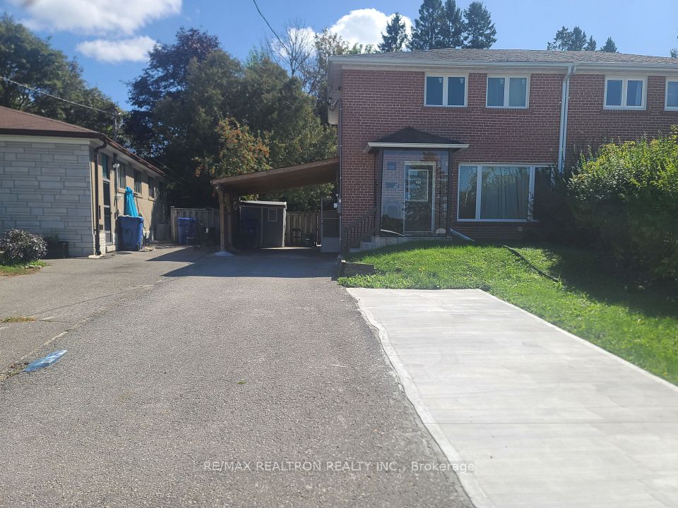 Semi-Detached at 23 Glass Drive Lower Unit, Aurora, ON L4G 2E5, Aurora