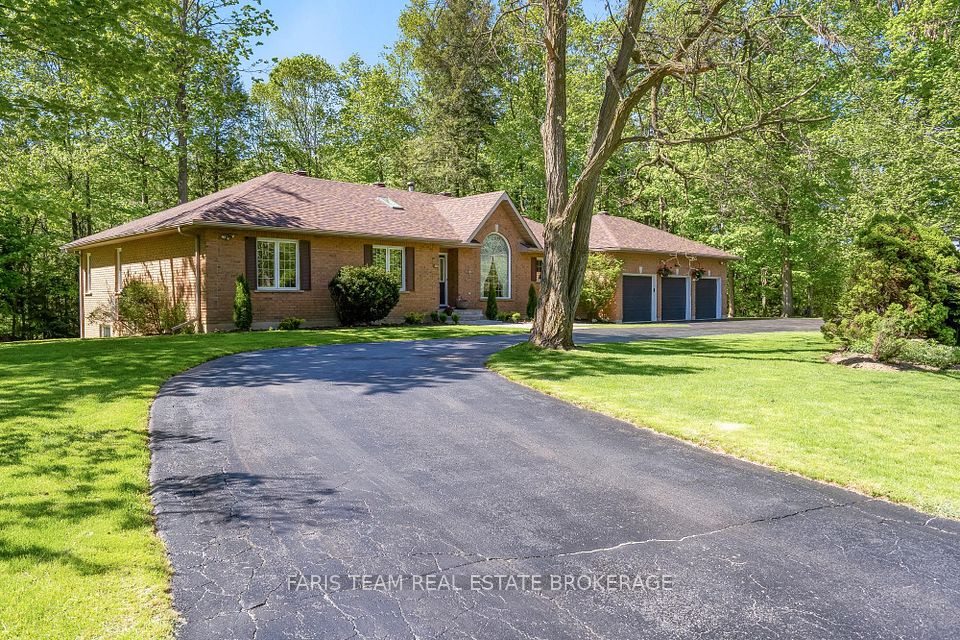 2088 Wilkinson Street, Innisfil, ON L9S 1X3 at 2088 Wilkinson Street, Innisfil, ON L9S 1X3, Innisfil, ON, L9S 1X3