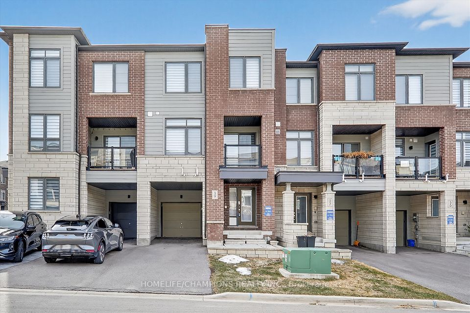 Att/Row/Townhouse at 39 Delano Way, Newmarket, ON L3X 0L4, Newmarket