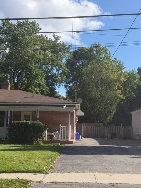Semi-Detached at 252 Taylor Mills Drive S, Richmond Hill, ON L4C 2S6, Richmond Hill