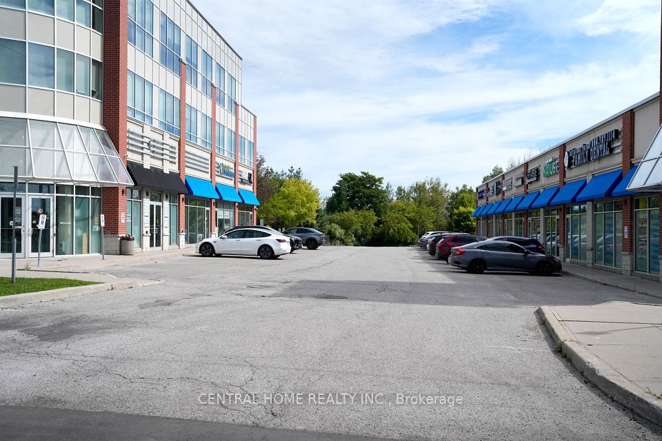 11685 YONGE Street B104, Richmond Hill, ON L4E 0K7