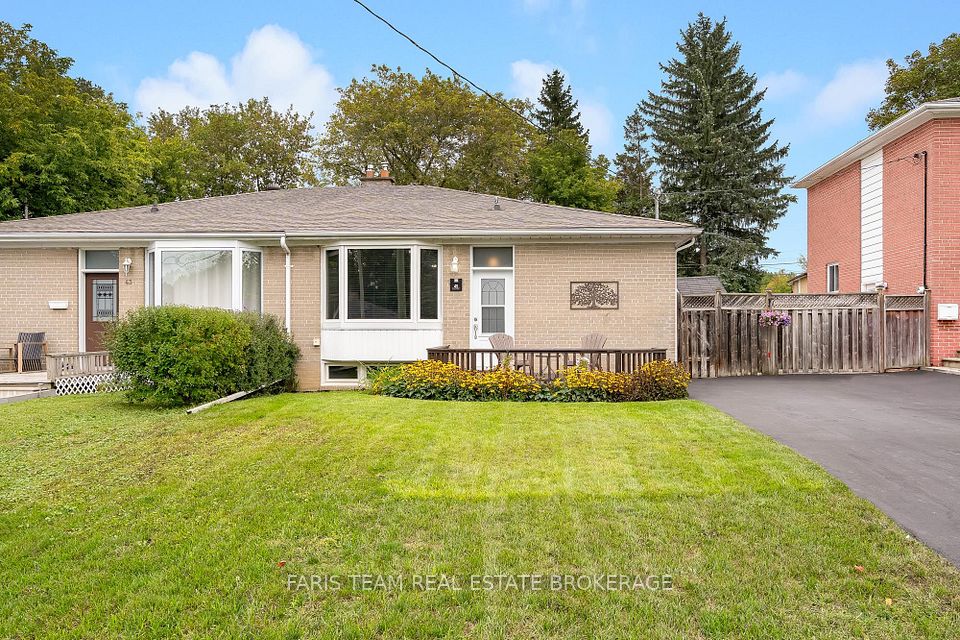 Semi-Detached  at 45 Bailey Crescent, Aurora, ON L4G 2B2, Aurora