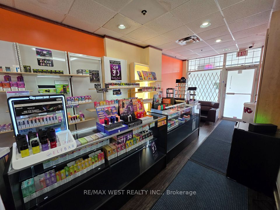 7398 Yonge Street 7d, Vaughan, ON L4J 8J2