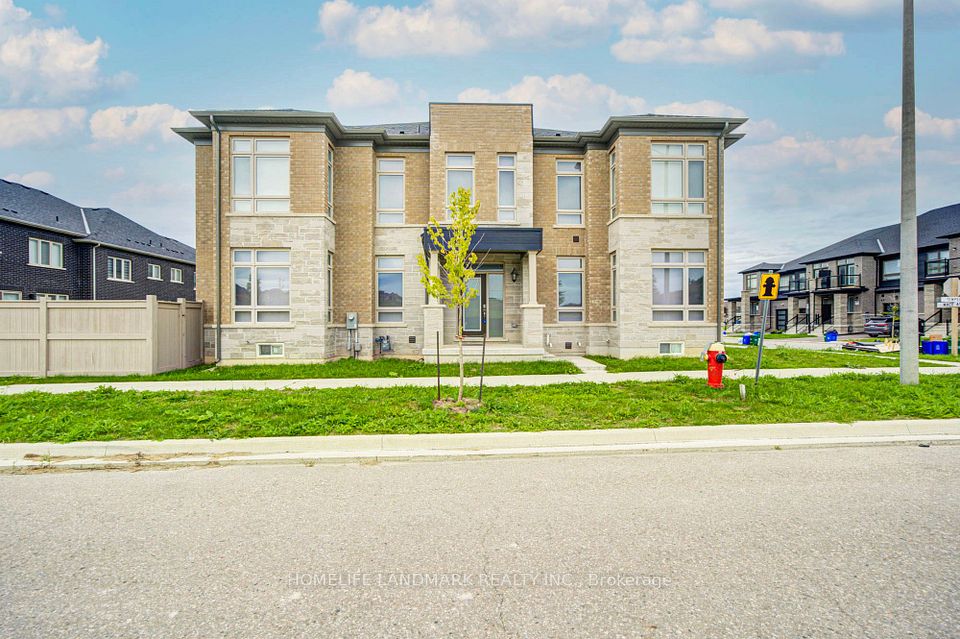 Att/Row/Townhouse at 6 Mace Avenue, Richmond Hill, ON L4E 1K8, Richmond Hill