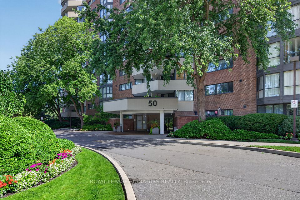 Condo Apartment at 50 Baif Boulevard 1210, Richmond Hill, ON L4C 5L1, Richmond Hill