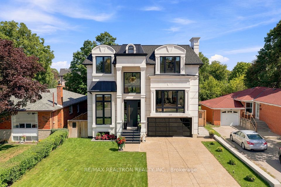 209 Sussex Avenue, Richmond Hill, ON L4C 2G3 at 209 Sussex Avenue, Richmond Hill, ON L4C 2G3, Richmond Hill, ON, L4C 2G3