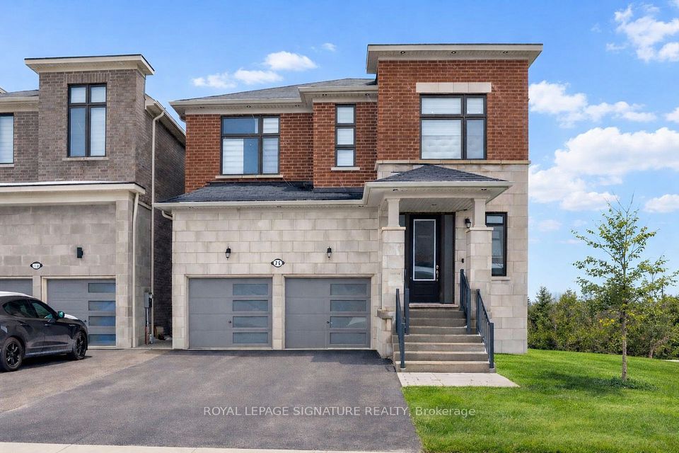 Detached at 71 Maple Fields Circle, Aurora, ON L4G 3X6, Aurora
