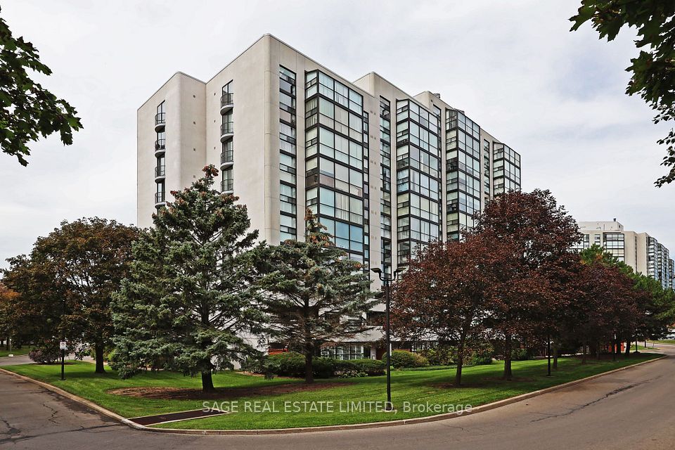 Condo Apartment at 30 Harding Boulevard W 1015, Richmond Hill, ON L4C 9M3, Richmond Hill
