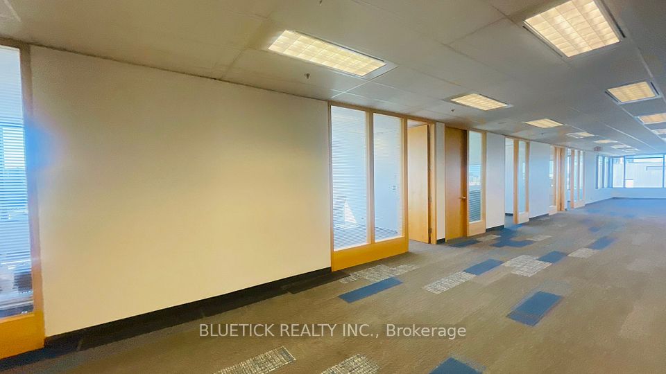 125 Commerce Valley Drive W 703, Markham, ON L3T 7W4