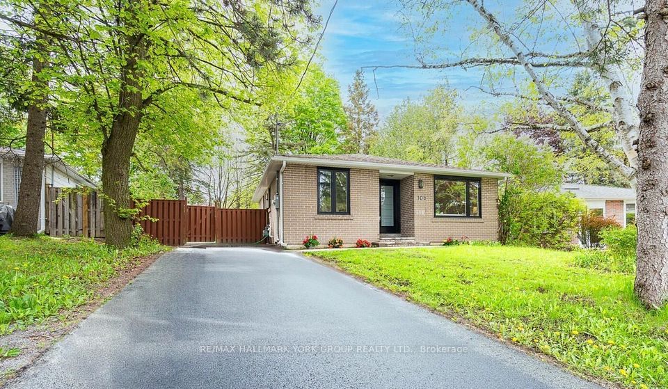 Detached at 106 Woodpark Place Basement, Newmarket, ON L3Y 3P6, Newmarket