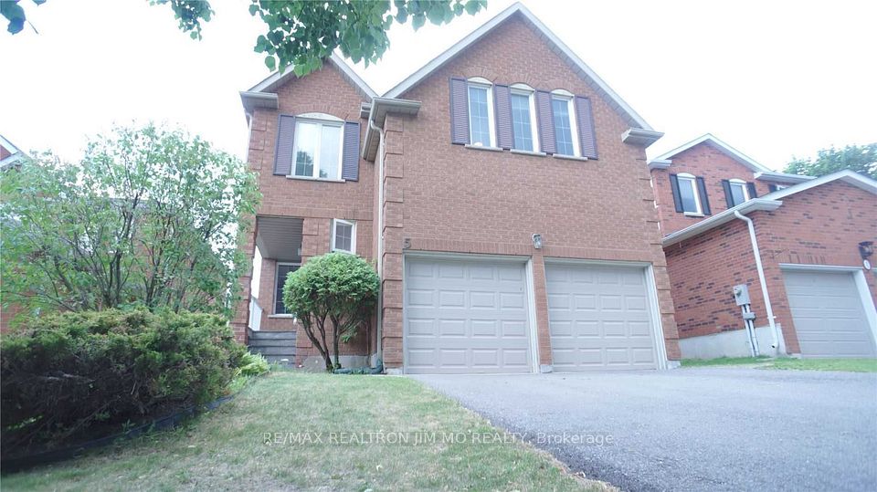 Detached at 5 Buttonwood Trail Basement, Aurora, ON L4G 6N2, Aurora