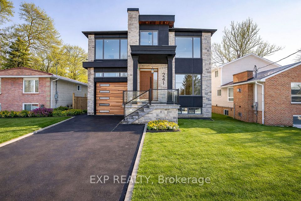 Detached at 241 Parkway Avenue, Georgina, ON L4P 2W1, Georgina