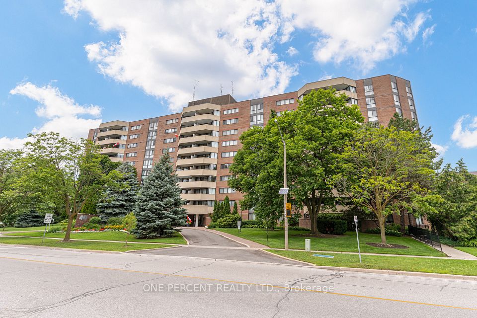 Condo Apartment at 40 Baif Boulevard 302, Richmond Hill, ON L4C 5M9, Richmond Hill
