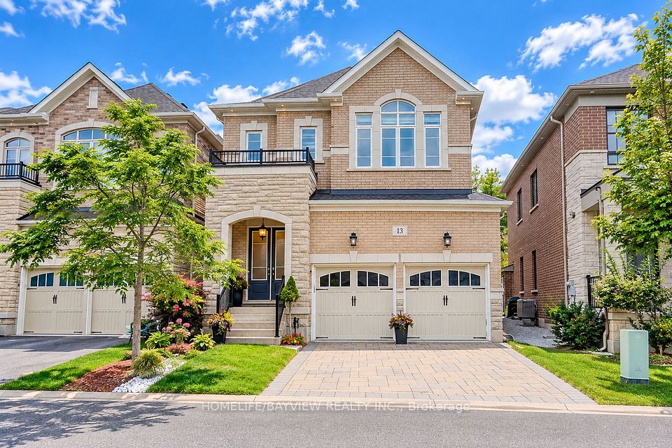 Detached at 13 Cottonwood Hollow Court, Aurora, ON L4G 3L8, Aurora