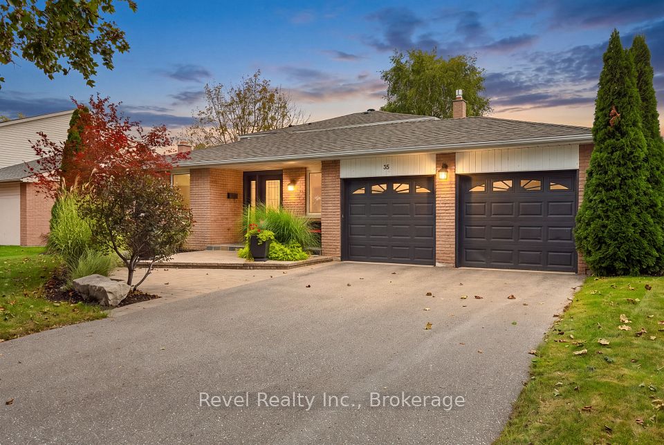 Detached at 35 John Dexter Place, Markham, ON L3P 3G2, Markham