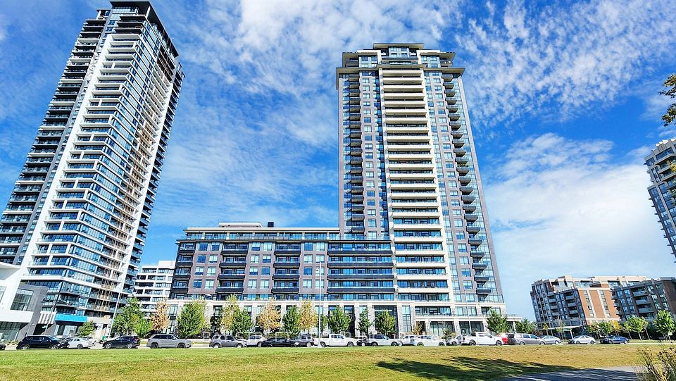 Condo Apartment at 15 Water Walk Drive 2009, Markham, ON L6C 0G2, Markham