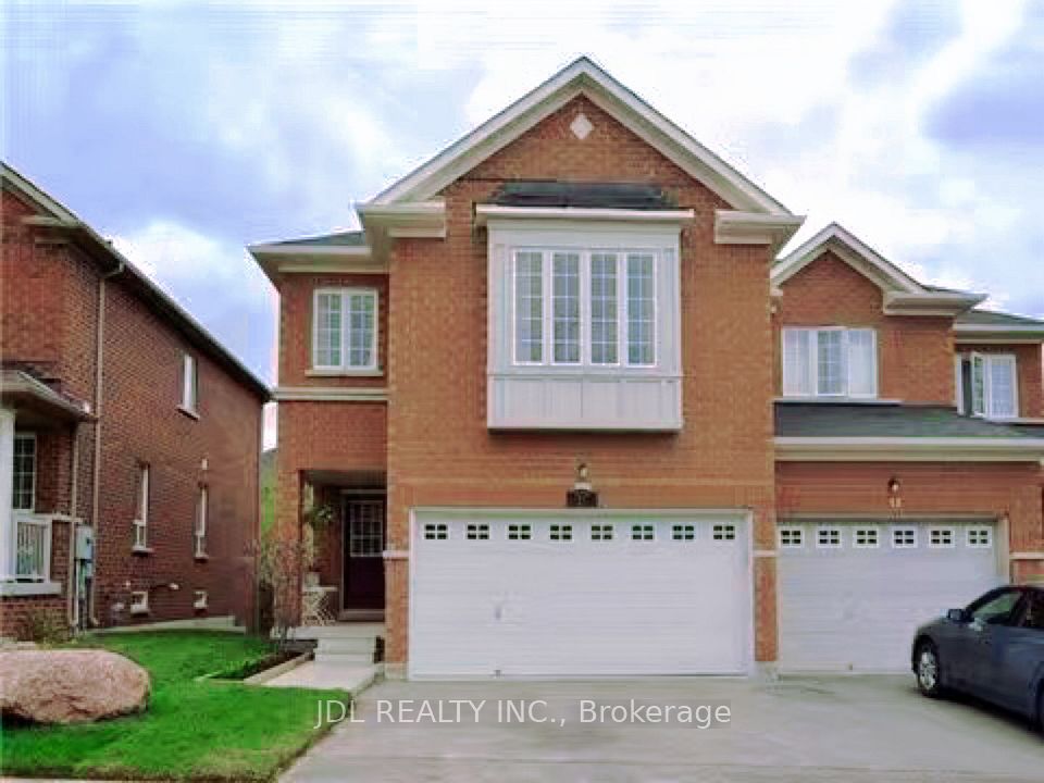 Semi-Detached at 15 Maffey Crescent, Richmond Hill, ON L4S 0A9, Richmond Hill