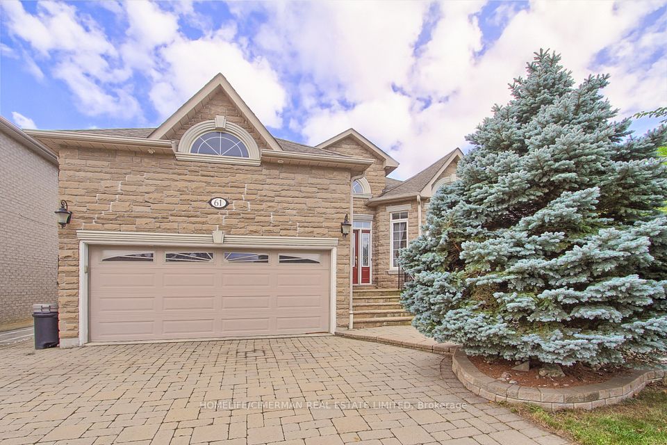 Detached at 61 Pemberton Road, Richmond Hill, ON L4C 3T5, Richmond Hill