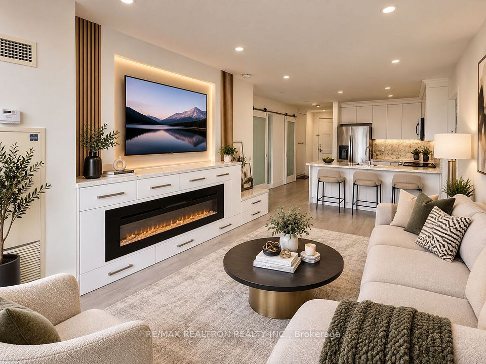 Condo Apartment at 310 Red Maple Road 812, Richmond Hill, ON L4C 0T7, Richmond Hill