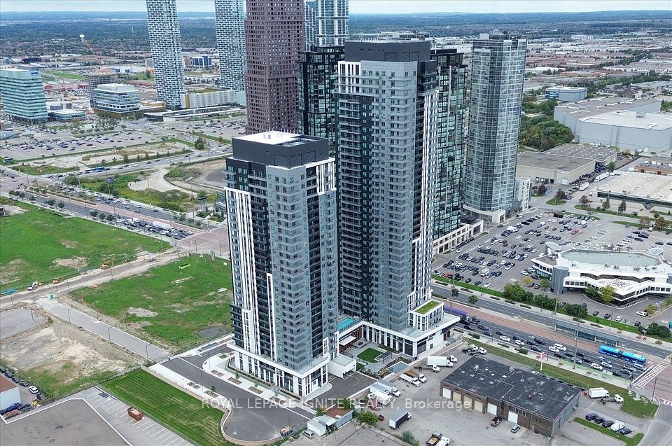 Condo Apartment at 5 Meadowvale Road 810A, Vaughan, ON L4K 0C7, Vaughan