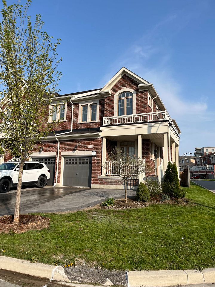 Att/Row/Townhouse at 11 Radial Drive, Aurora, ON L4G 0Z8, Aurora