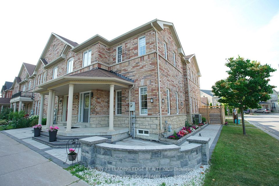 Att/Row/Townhouse at 648 South Unionville Avenue, Markham, ON L3R 8V1, Markham