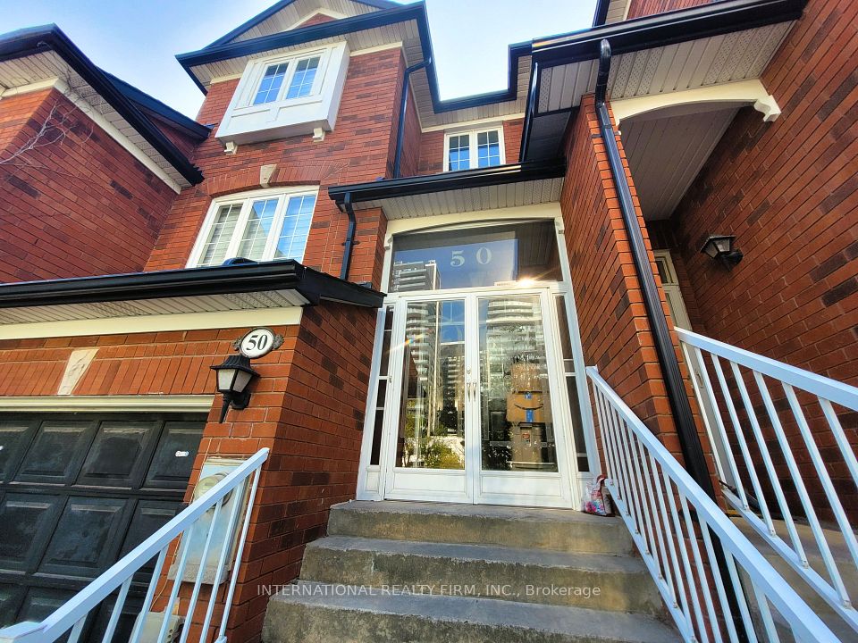 Att/Row/Townhouse at 50 Beresford Drive, Richmond Hill, ON L4B 4J6, Richmond Hill