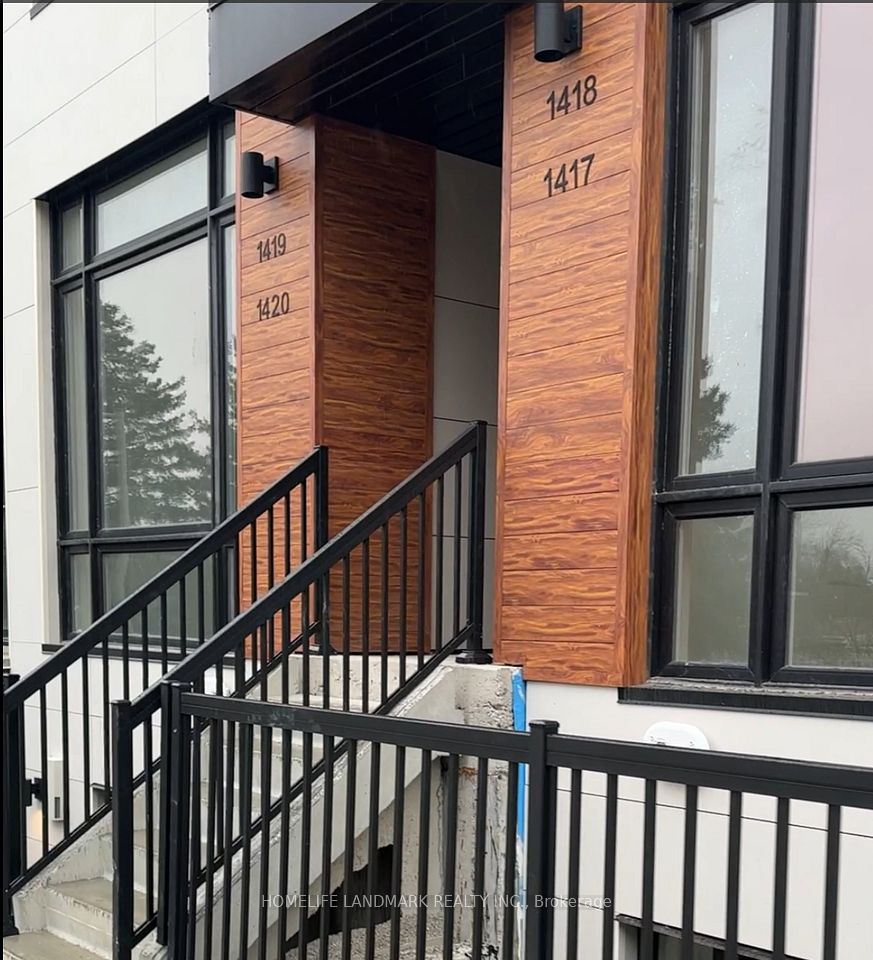 Condo Townhouse at 15 David Eyer Road 1418, Richmond Hill, ON L4S 1M4, Richmond Hill