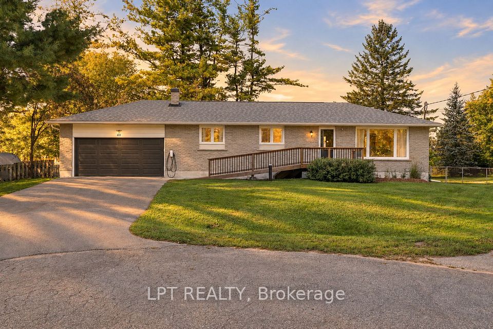 Detached at 40 Rosemary Lane, Georgina, ON L0E 1N0, Georgina