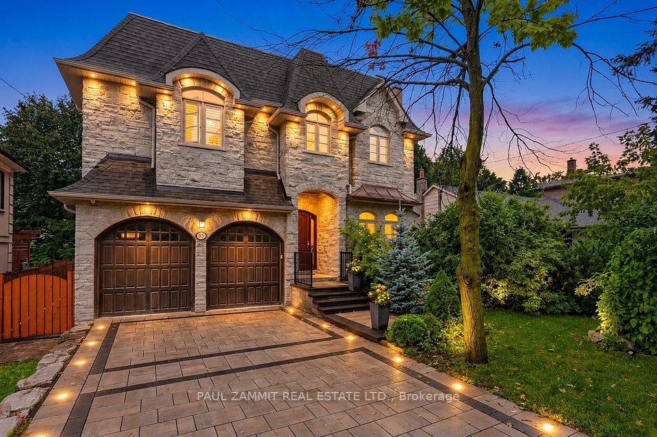 Detached at 83 Grandview Avenue, Markham, ON L3T 1H3, Markham