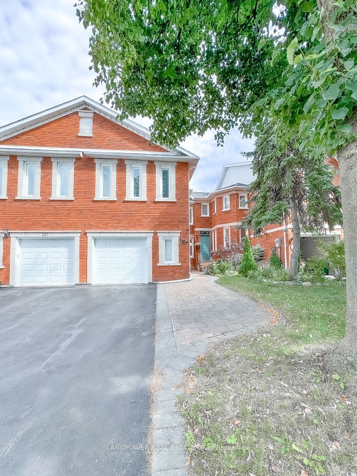 Att/Row/Townhouse at 125 Brownstone Circle, Vaughan, ON L4J 7R2, Vaughan