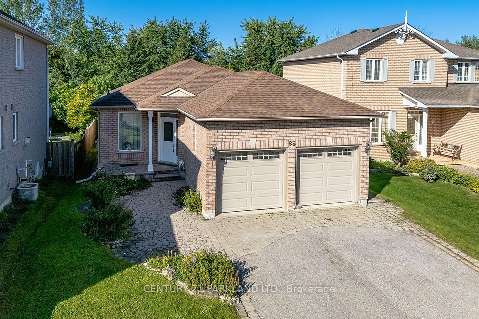 Detached at 85 Canoe Avenue, Richmond Hill, ON L4E 3Y2, Richmond Hill