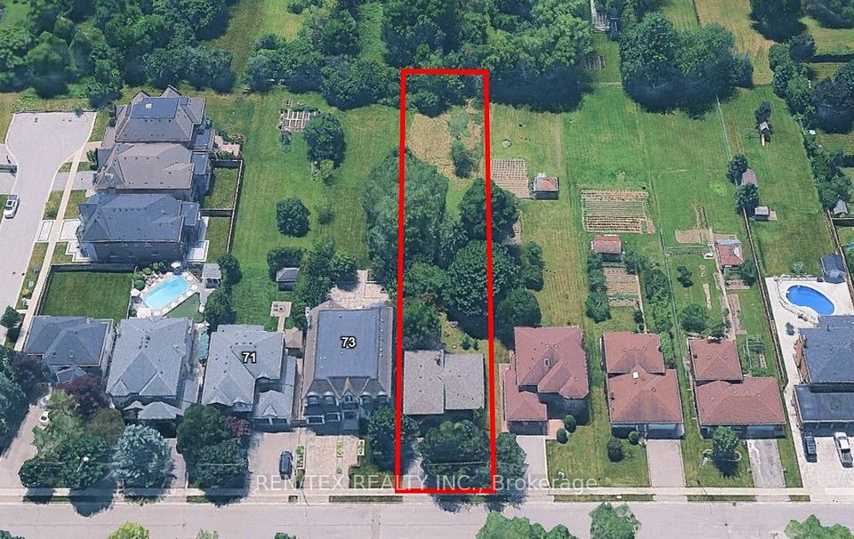 Detached at 75 Stockdale Crescent, Richmond Hill, ON L4C 3T1, Richmond Hill