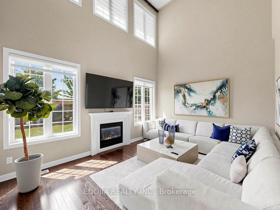 Detached at 88 Sweet Anna Court, Vaughan, ON L6A 4E4, Vaughan
